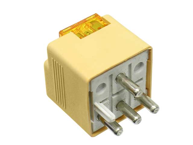 Mercedes-Benz Auxiliary Fan Relay | 1987-2002 0015429719