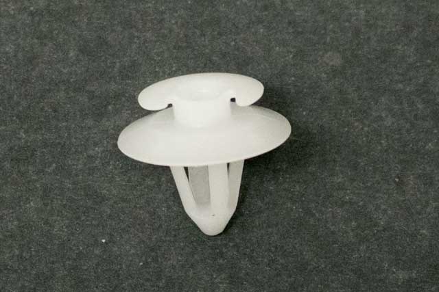 Mercedes-Benz Fastener Clip - Inner Door Panel | 1966-1995 0039884178