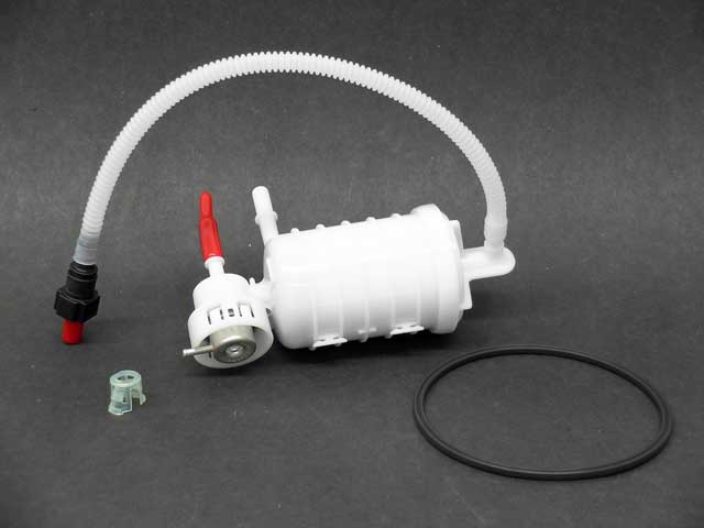BMW Fuel Filter with Pressure Regulator and Seal (In-Tank) | 2004-2006 16146766158