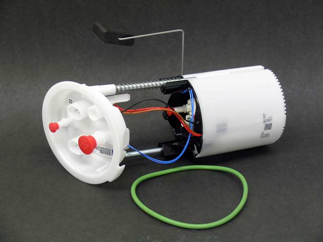 BMW Fuel Pump Assembly with Fuel Level Sending Unit | 2006-2015 16147163298