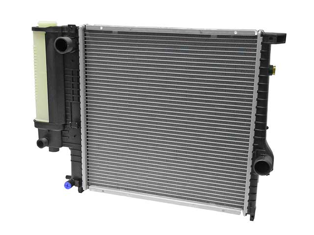 BMW Radiator with Expansion Tank | 1991-1999 17111728907