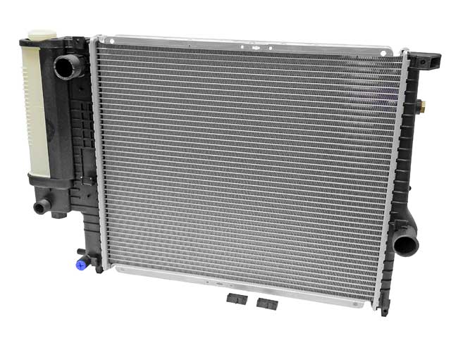 BMW Radiator with Expansion Tank | 1989-1995 17111737763