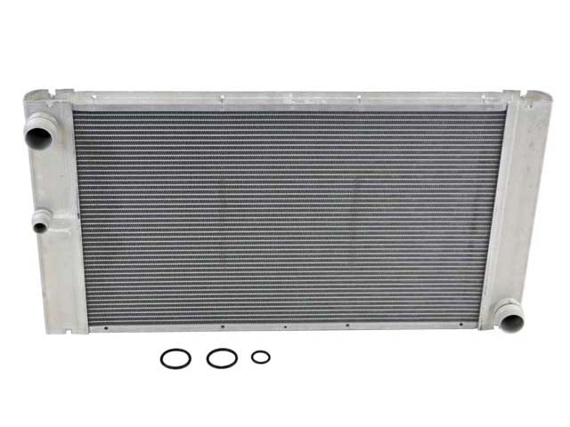 BMW Radiator | 2008-2010 17117795138