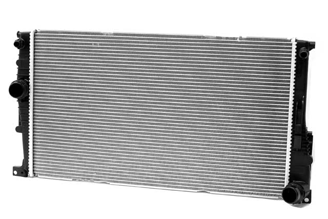 BMW Radiator | 2012-2018 17118672104