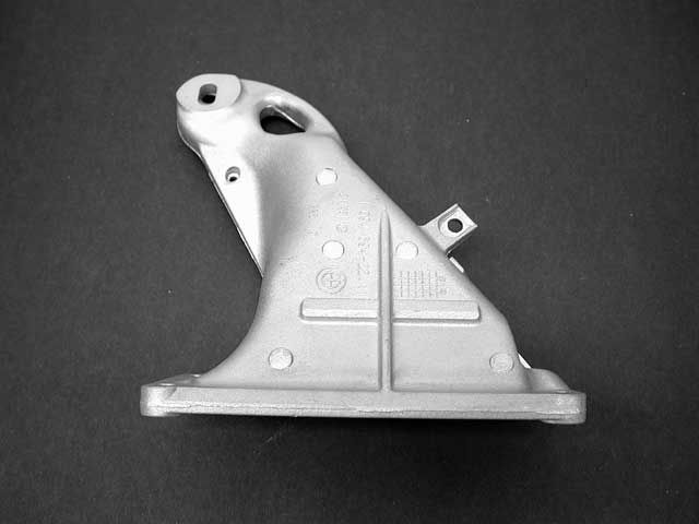 BMW Engine Mount Bracket | 1999-2008 22111094694