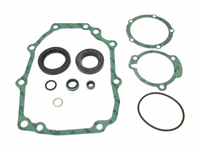 BMW Manual Trans Gasket Set | 1967-1979 23009065645