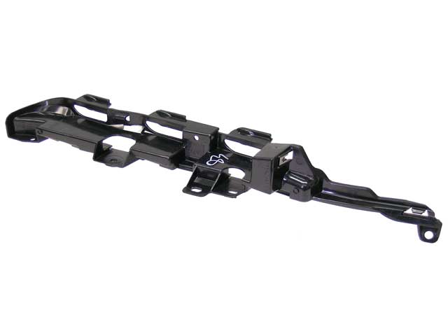 BMW Bumper Cover Guide | 2001-2005 51127030614