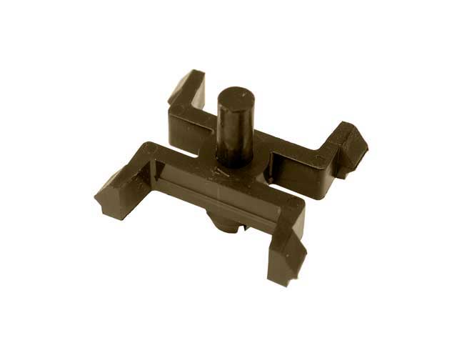 BMW Moulding Clip | 1982-1988 51131921399