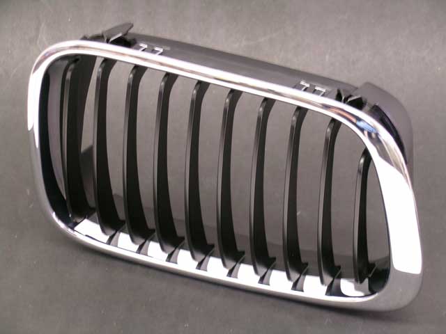 BMW Grille - Chrome Frame with Black Grille | 1999-2002 51138208488