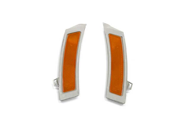 BMW Side Marker Light Set in Bumper Cover | 2011-2013 63147274433