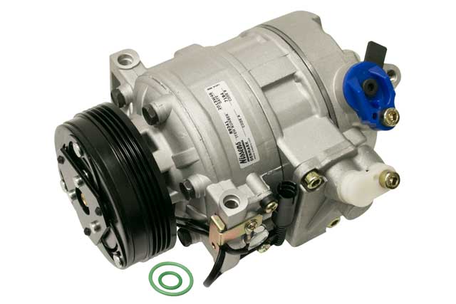 Porsche A/C Compressor with Clutch, 356C | 1965 64526918000