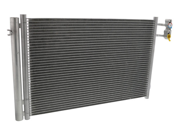 BMW A/C Condenser with Receiver Drier | 2006-2015 64539229022