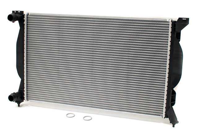 BMW Radiator | 1973-1976 8E0121251A