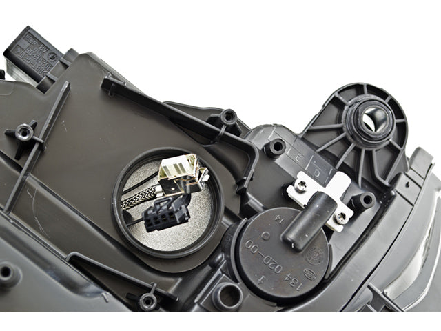 Porsche Headlight Assembly (Xenon), 911 | 1965-1969 8V0941043B