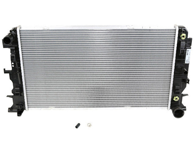 Mercedes-Benz Radiator | 2010-2018 9065001402