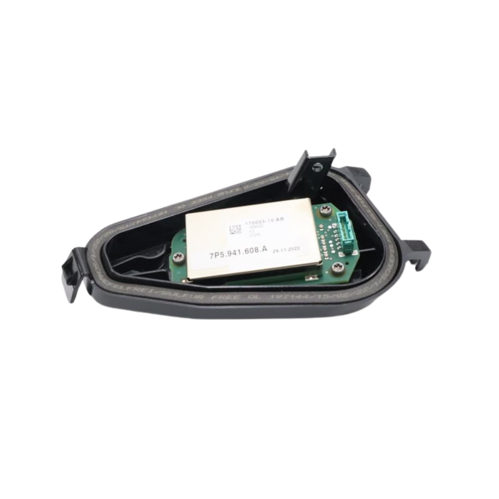 Headlights Main Beam Cover - Right - Cayenne | Panamera | 2015-2018