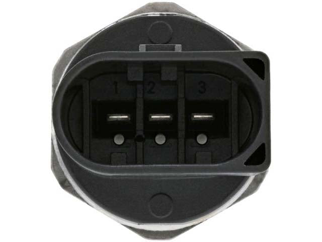 Mercedes-Benz Fuel Pressure Sensor - on Fuel Rail | 2013-2017 0009052701