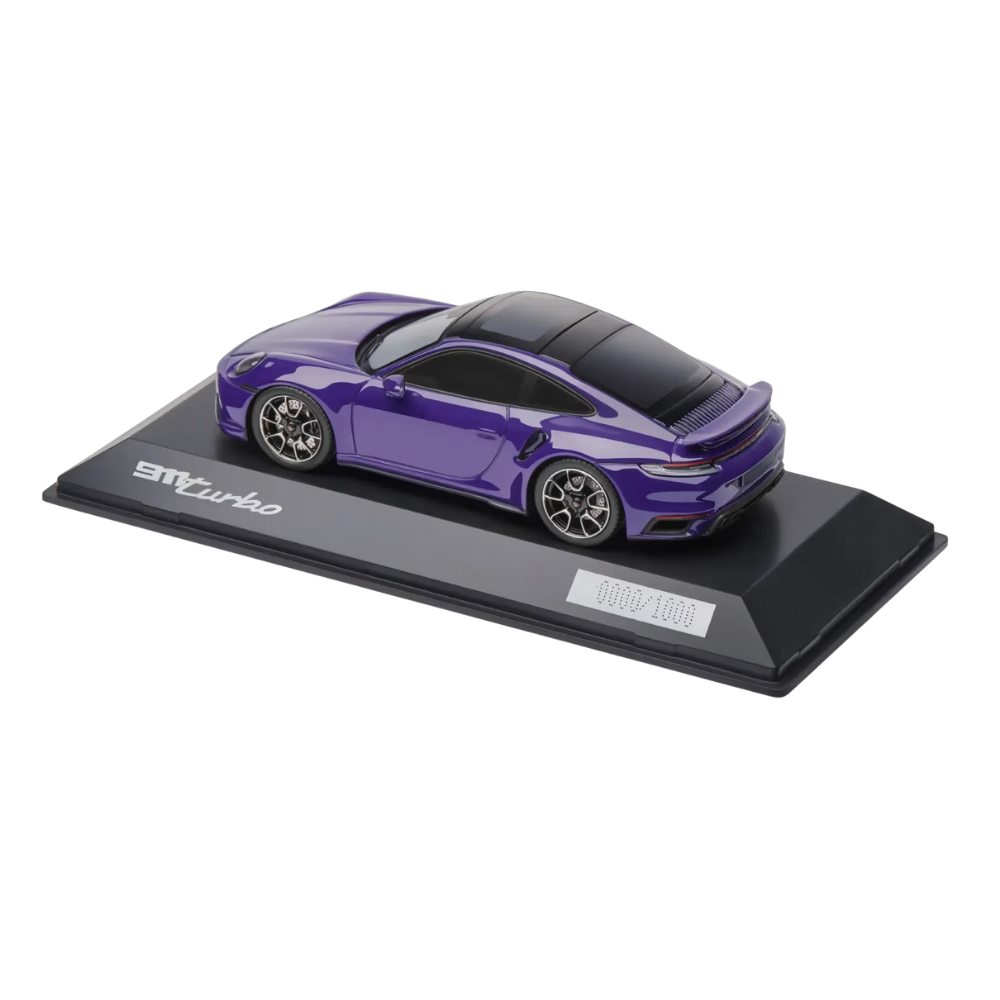 Porsche 911 Turbo Coupe 992 Collectors Model Car - Scale 1:43