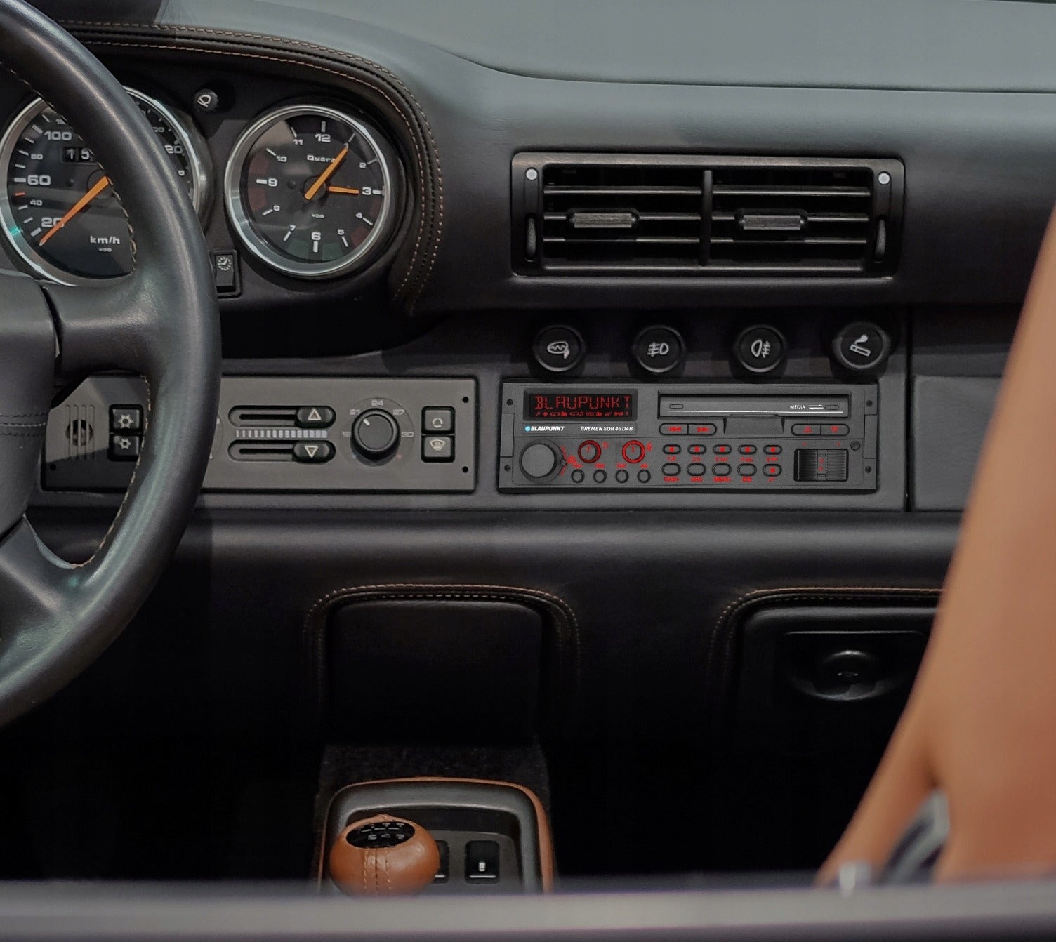 ポルシェラジオ Porsche BLAUPUNKT Porsche Blaupunkt Bremen Radio- SQR 46 - 911/930/912E 76-98 CB-BLAUPUN