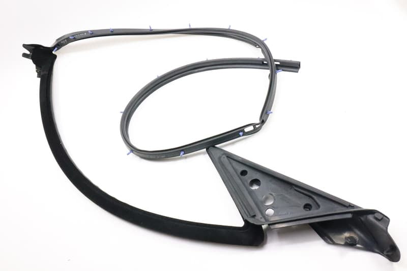 Porsche Door Seal Right - 911/Boxster/Cayman 07-13 997-537-532-08