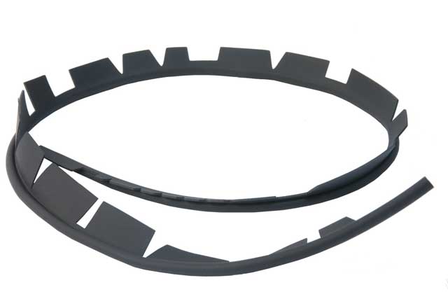 Porsche Fender to Bumper Seal - Left - C2/C4/ 993 95-98 993-505-543-00