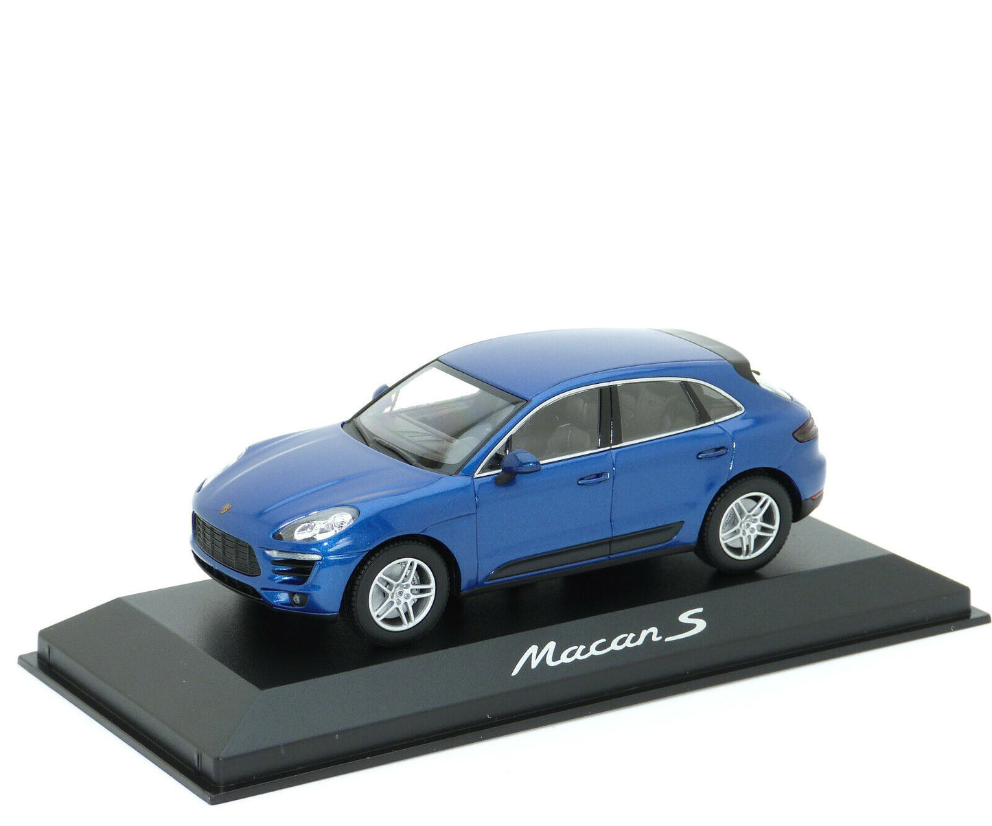 Porsche Genuine Porsche Macan S Sapphire Blue Metallic - WAP0201530E WAP0201530E