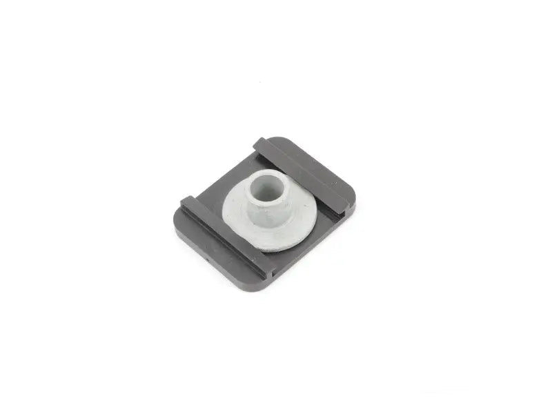 Porsche Retaining Plate - 911/Boxster/Cayman 05-13 997-572-533-00
