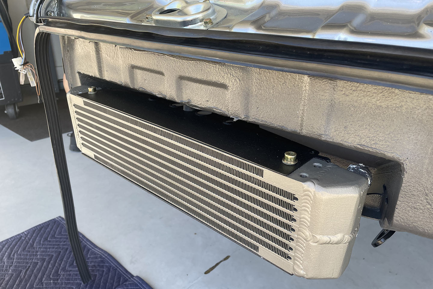 Porsche Universal Dual-Pass Oil Cooler - 911 65-89