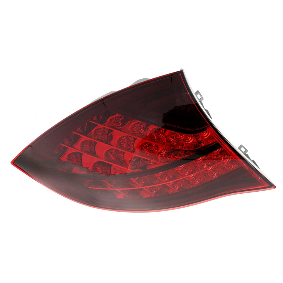 Rear Left Outer Tail Light Assembly - Cayenne | 2011-2014