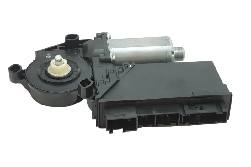 Window Regulator Control Unit - Right - Cayenne | 2003-2010