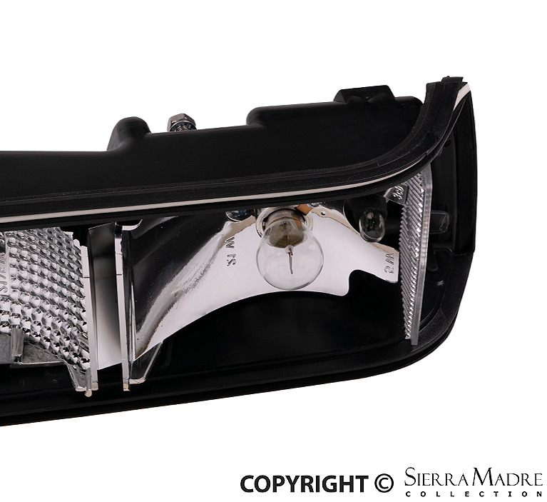 Porsche Complete Taillight Assembly - Euro - Right - 914 70-76 914-631-404-13