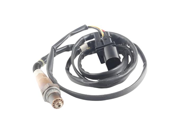 Porsche Oxygen Sensor - Before Catalyst - Cayenne 03-06 948-606-128-02
