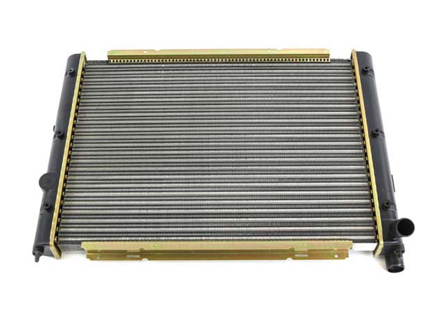 BMW Radiator | 1995-1997 068121253E