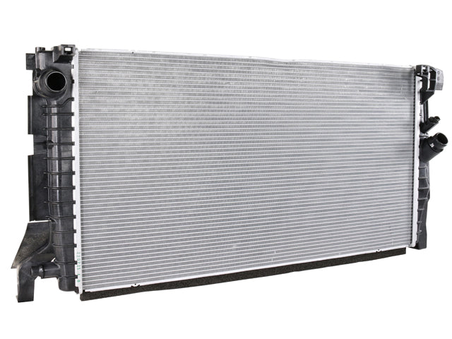 Mercedes-Benz Radiator | 2000-2018 17118645782