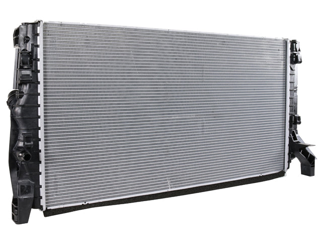 Mercedes-Benz Radiator | 2000-2018 17118645782