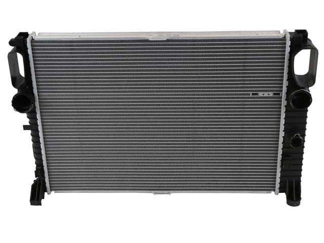 Mercedes-Benz Radiator | 2006-2009 2115003702