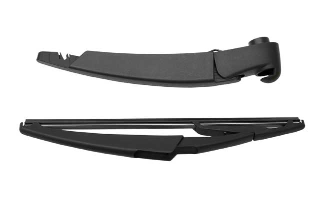 Mercedes-Benz Windshield Wiper Arm and Blade Kit | 2008-2015 269977030