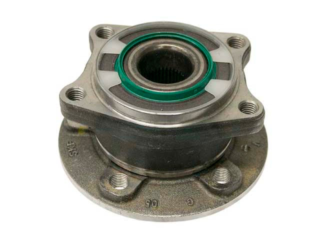 BMW Wheel Hub with Bearing | 2017 31658084