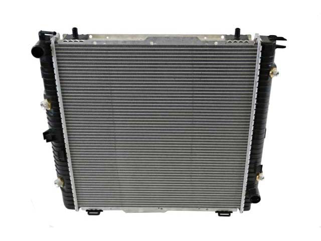 Mercedes-Benz Radiator | 2002-2011 - Sierra Madre Collection