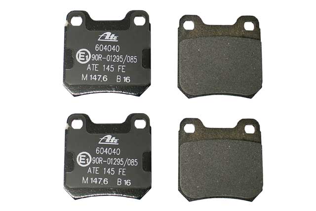 Mercedes-Benz Brake Pad Set | 2015 5057336