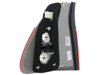 BMW Taillight with White Turn Signal - Fender | 2003-2006 63217164474