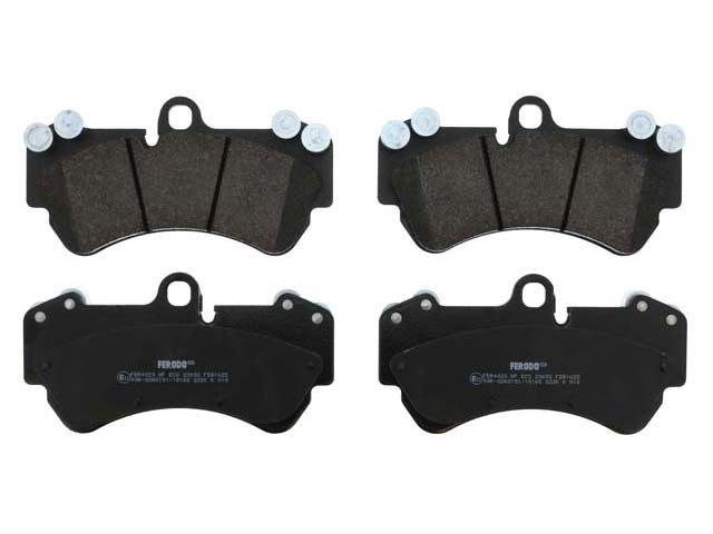 Mercedes-Benz Brake Pad Set | 1999 7L0698151S