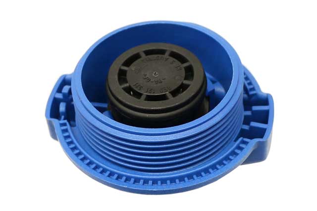 Mercedes-Benz Expansion Tank Cap | 1978-1984 8E0121321