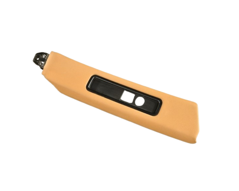 B-Pillar Left Trim - Savanna - 911 | 1999-2004