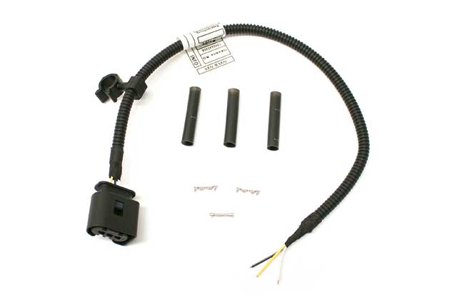 BMW Adapter Lead for Fuel Tank Breather Valve | 2012-2015 12518645886