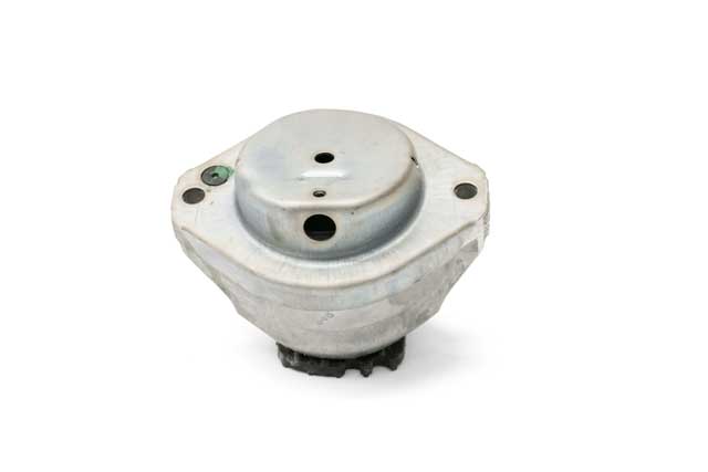 BMW Engine Mount | 2006-2010