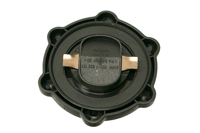 BMW Engine Oil Filler Cap | 2002-2014 11127832157