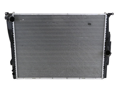 BMW Radiator | 2006-2013 17117559273