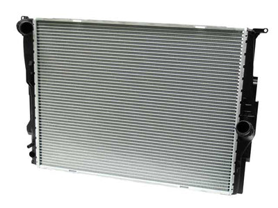 BMW Radiator | 2006-2013 17117559273