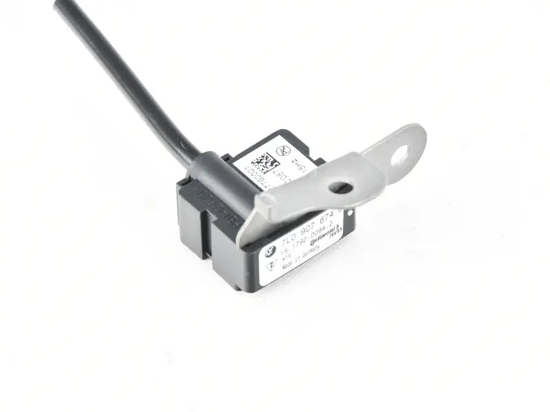 Bodywork Acceleration Sensor - Right Front - Cayenne | 2003-2010